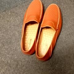 구두, iLost를 사용하여 Mövenpick Hotel Amsterdam City Centre에 보고됨