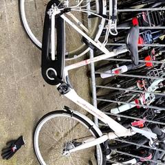 İLost kullanarak Stadswerk072 tarafından bildirildiği gibi Kadın bisikleti Avancer