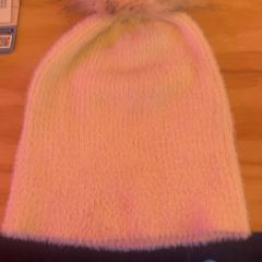 Cap Wit, come riportato da Schaatsbaan Rotterdam utilizzando iLost