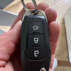 Ford autosleutels, jak zgłoszono do iLost