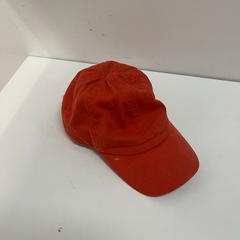Gorra de béisbol, segundo informou IKEA Praha – Černý Most usando iLost
