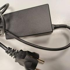 Cargador, segundo informou Padualaan 101 usando iLost