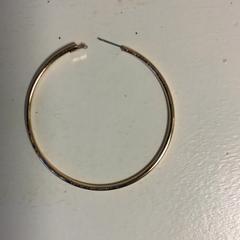 Earring Goude ring, as reported by Artis using iLost