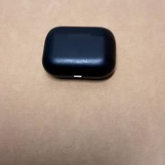 Øretelefonetui Zwart, som rapportert av Arriva Friesland / Groningen ved bruk av iLost