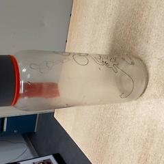 Láhev na pití, jak nahlášeno Regio Oost-Vlaanderen pomocí iLost