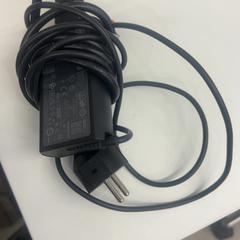 İLost kullanarak HvA Amstelcampus tarafından bildirildiği gibi Şarj cihazı & Adaptör