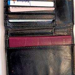 Tarjetero, ha sido reportado por U-OV Amersfoort con iLost