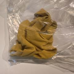 Ondergoed Mustard yellow, zoals gemeld door Room Mate Bruno met iLost
