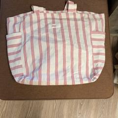 Bag, as reported by Pathé Schouwburgplein using iLost