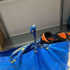 Diverse spullen spullen, ako bolo nahlásené Gebo Tours pomocou iLost