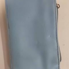 Card holder, as reported by Regio Antwerpen - Brussel using iLost