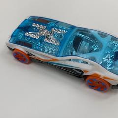 ミニカー, come riportato da IKEA新三郷 utilizzando iLost