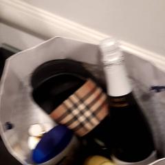 Hausschuhe, gemeldet von Grand Hotel Amrath Kurhaus über iLost