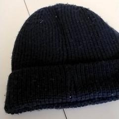 الملابس Blauw، كما تم الإبلاغ عنه بواسطة Regio Antwerpen - Brussel عبر iLost