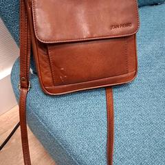 Bolsa, segundo informou RRReis Trein Amersfoort / Ede-Wageningen usando iLost