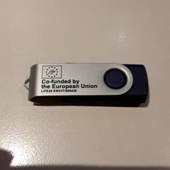 USBメモリ Stick がiLostで Campus Den Haag によって報告されました