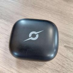 Earbudsdoosje がiLostで EBS OV Poeldijk によって報告されました