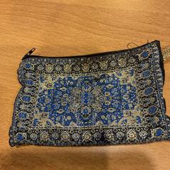 Peňaženka van Fernandez, ako bolo nahlásené Gemeente Amsterdam - Bureau Gevonden Voorwerpen pomocou iLost