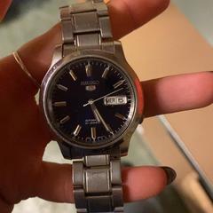 Watch Silver, zoals gemeld door KABUL à GoGo / Teatro met iLost