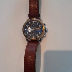 Relógio, como reportado por Van der Valk Hotel Tiel utilizando o iLost