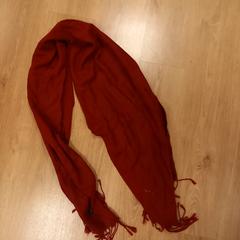 Sjaal  Rood, gemeldet von Pathé Tuschinski über iLost