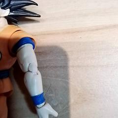 Figurki akcji, pluszaki i lalki, zgłoszono przez Beekse Bergen Resorts en Hotel przy użyciu iLost