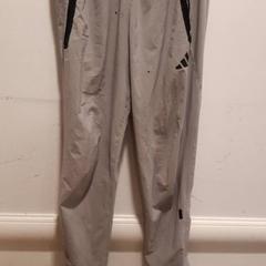 Sports pants pant, as reported by Grand Hotel Amrath Kurhaus using iLost