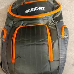 バックパック がiLostで Regio Oost-Vlaanderen によって報告されました