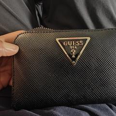Wallet in basic-fit Art-loi, som rapporterats till iLost