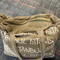 Handbag, as reported by Connexxion Amstelland-Meerlanden Schiphol Zuid using iLost
