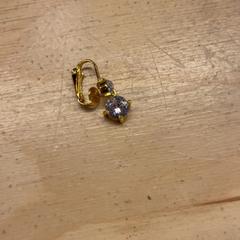 Brinco, como reportado por Pathé Utrecht Leidsche Rijn utilizando o iLost