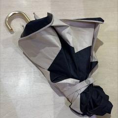 Folding umbrella, as reported by IKEA渋谷 using iLost