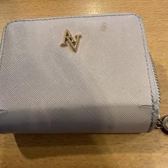 Peněženka Tewelde asghedom, jak nahlášeno Gemeente Amsterdam pomocí iLost