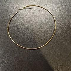 Boucles d'oreilles, a été signalé par IKEA Bayonne Ametzondo utilisant iLost