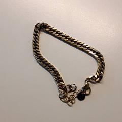 Pulsera, ha sido reportado por Ziekenhuis Oost-Limburg con iLost