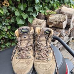 Meindl schoenen, gerapporteerd met iLost