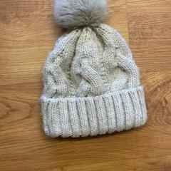 Beanie, amint azt GVB az iLost segítségével jelentette.