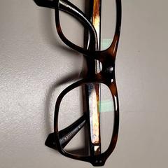 Brýle, jak nahlášeno Connexxion Haarlem IJmond pomocí iLost