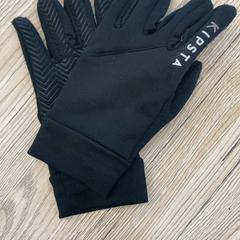 Handschoenen Kipsta zwart klein, zoals gemeld door Pathé Delft met iLost