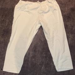 Trousers, as reported by Van der Valk Hotel Haarlem using iLost