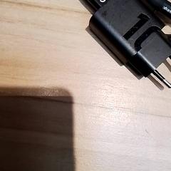 Enchufar Zwart, ha sido reportado por Beekse Bergen Resorts en Hotel con iLost