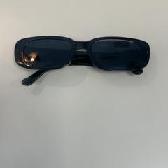 Sunglasses, as reported by Movie Park Germany using iLost