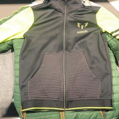 ジャケット がiLostで Pathé Tilburg Stappegoor によって報告されました