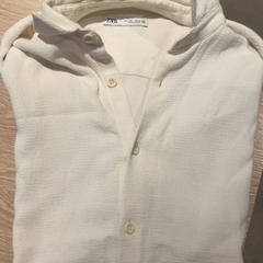 Blusa, ha sido reportado por Van der Valk Hotel Eindhoven - Best con iLost