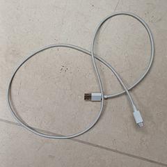 Cable de carga, segundo informou Qbuzz GD Groningen Peizerweg usando iLost