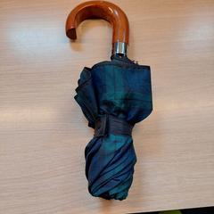 Regenscherm  Samsonite, jak nahlášeno Centraal magazijn pomocí iLost