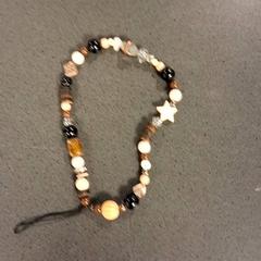 Halsband, rapporterat av Breng Nijmegen med iLost