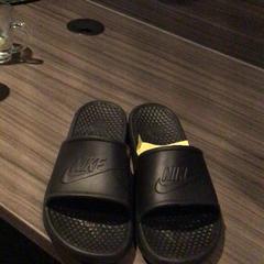 목욕 슬리퍼 Zwart, iLost를 사용하여 Van der Valk Hotel Zwolle에 보고됨