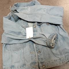 Kleding - Jas jeans, ako bolo nahlásené Regio Oost-Vlaanderen pomocou iLost