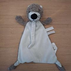 Manteta, segons ha informat IKEA Dijon mitjançant iLost